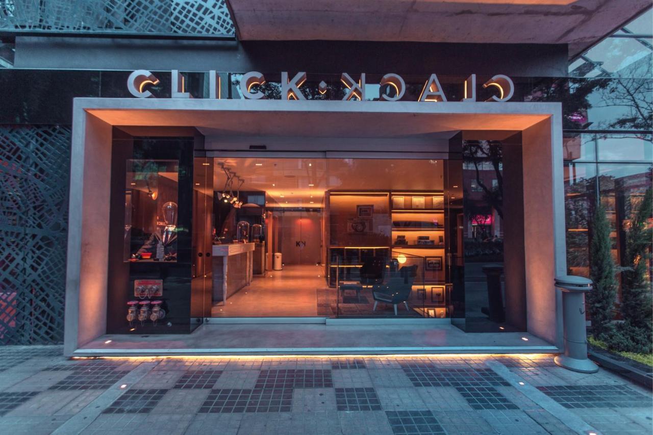 The Click Clack Hotel Bogotá Exterior foto Click and Nail